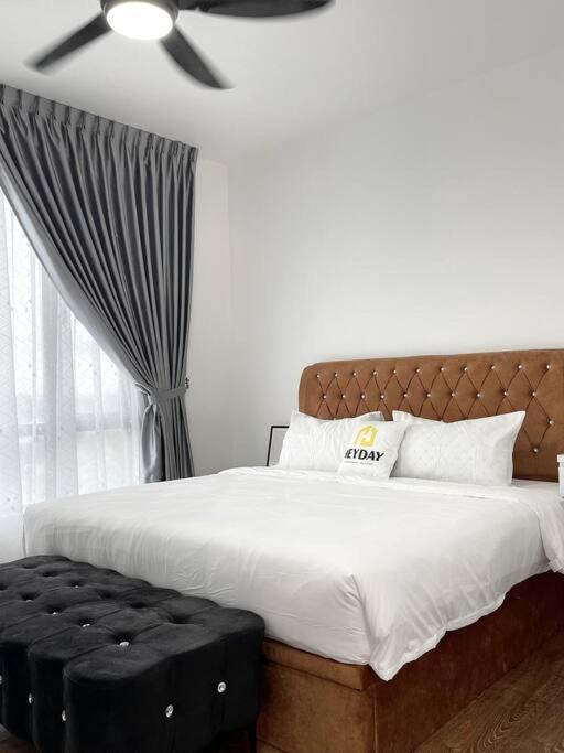 Modern Family 4bed3bath Pangsapuri Johor Bahru