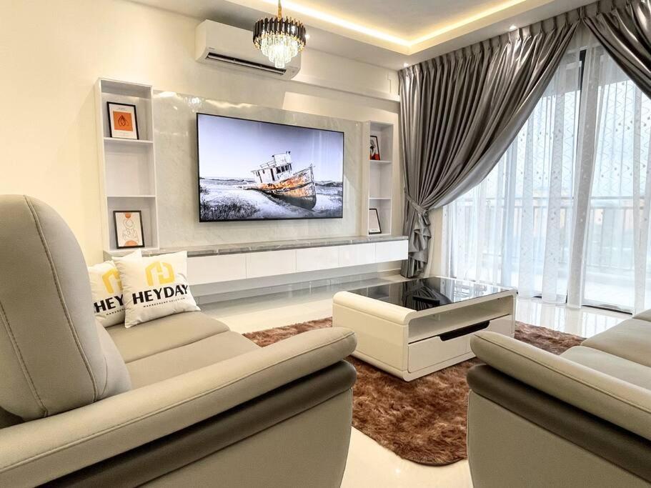 Modern Family 4bed3bath * Johor Bahru
