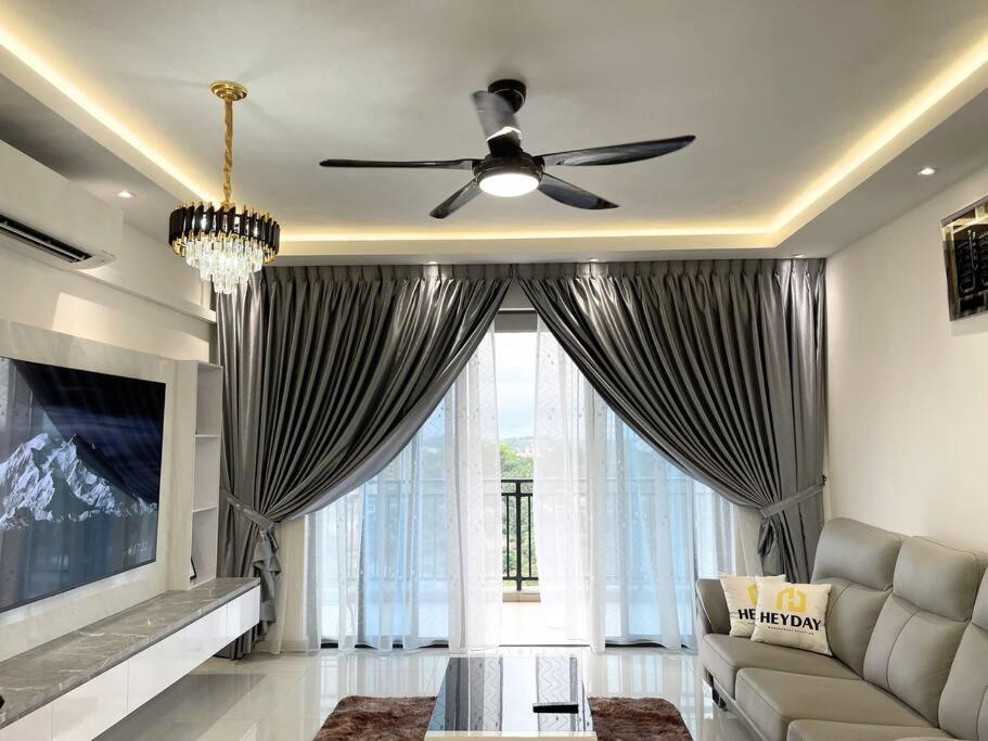 Pangsapuri Modern Family 4bed3bath Johor Bahru